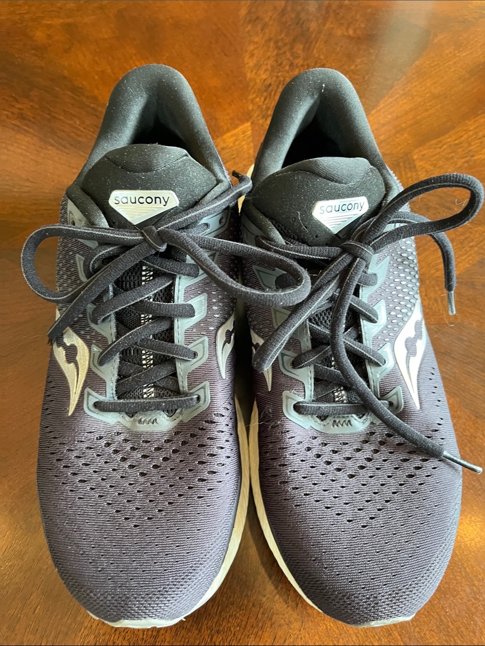 Saucony Men's Athletic Running Shoes - Black and Gray